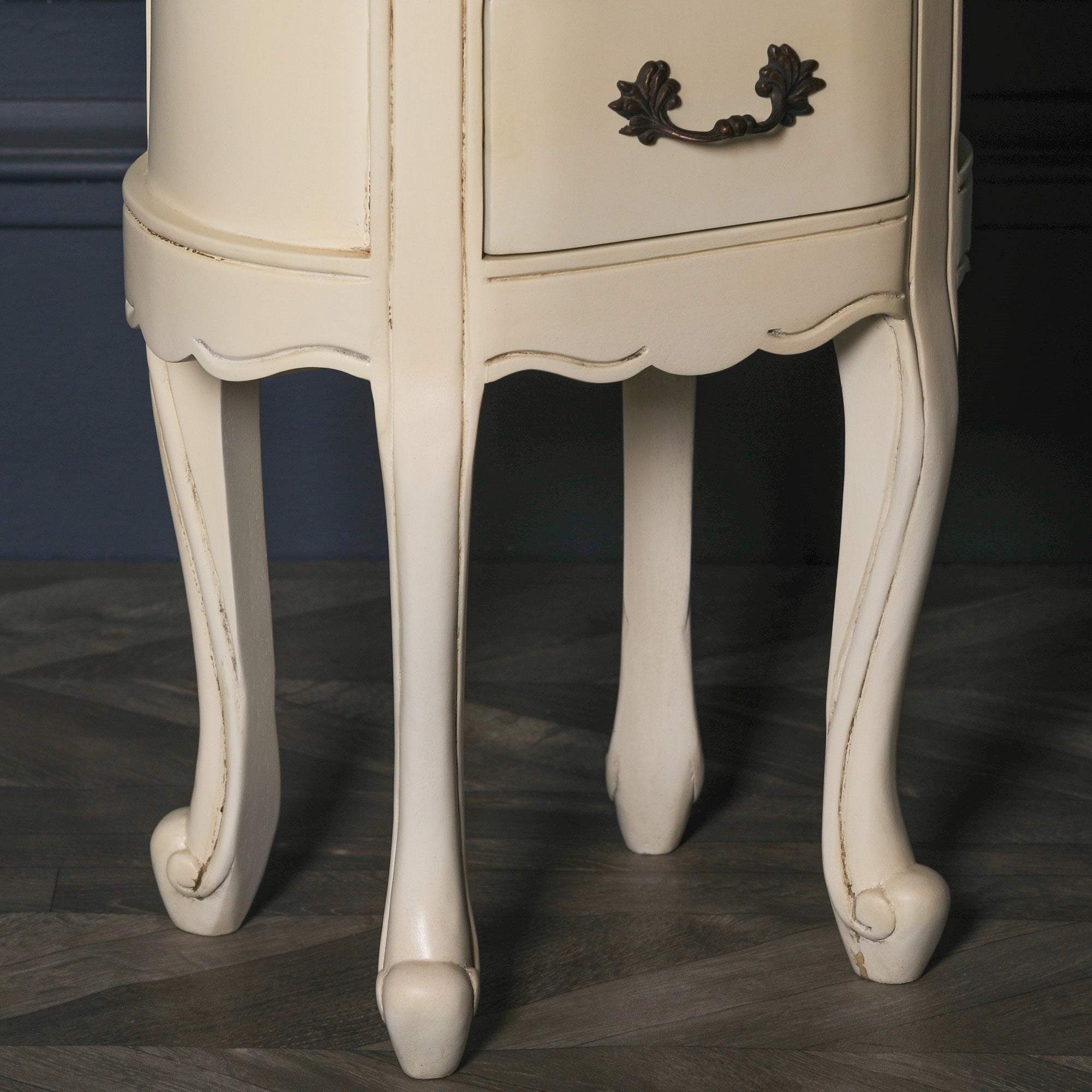 Geneviève Aged Ivory Oval Bedside Table with 2 Drawers & Carved Detailing