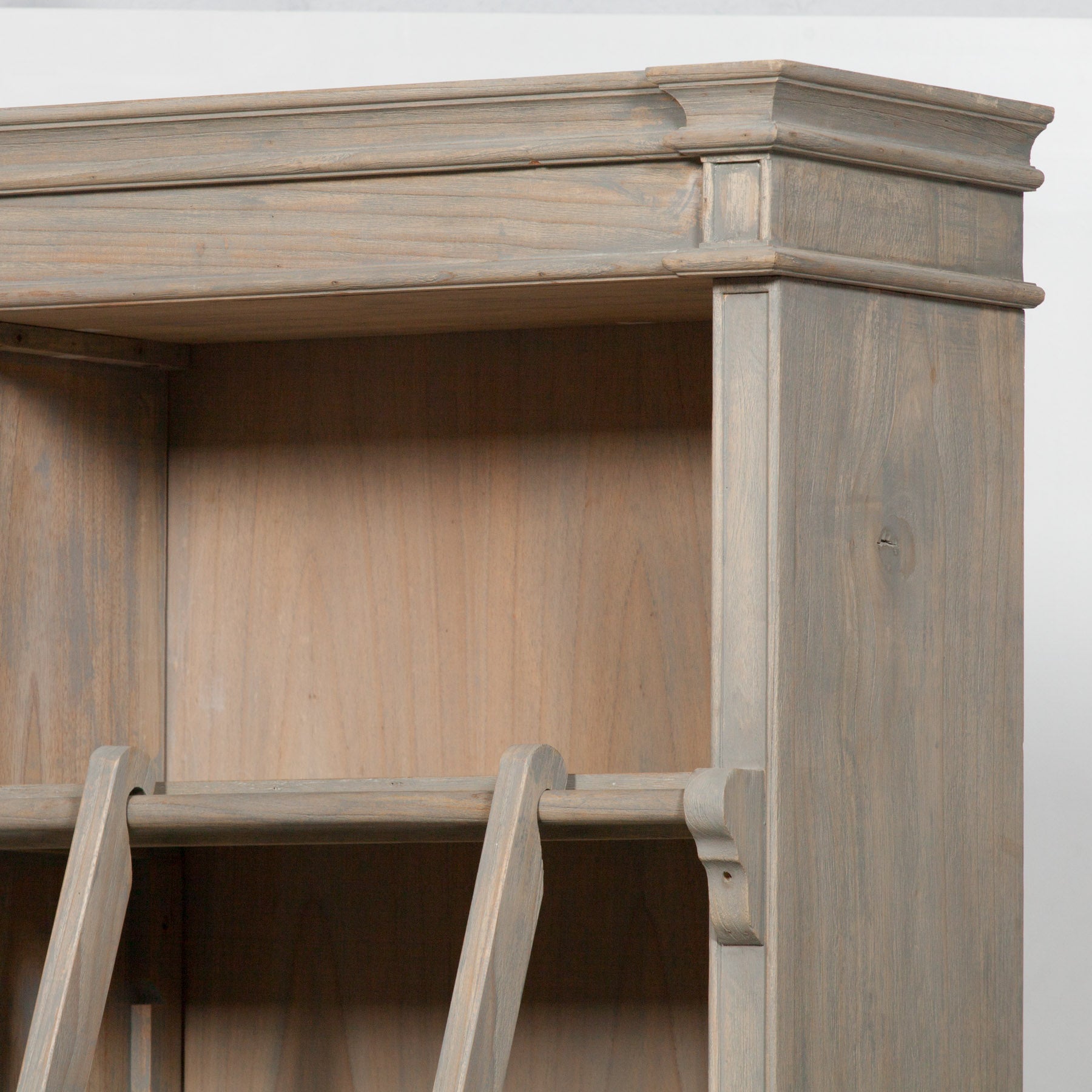 Théodore Large Library Bookcase with Ladder – Rustic White Cedar Wood