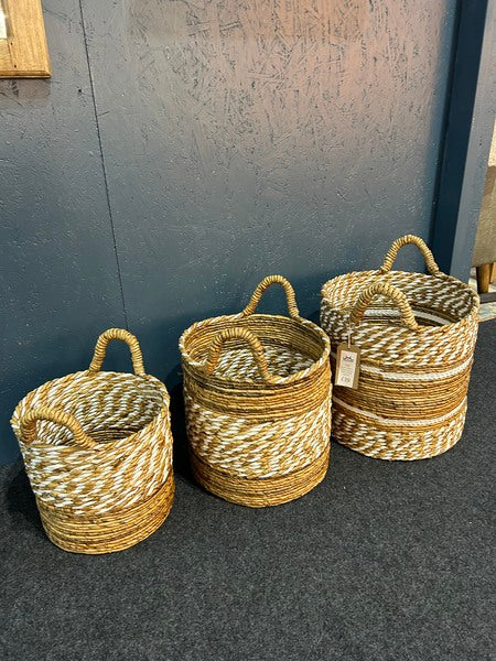 Set Of 3 Natural & White Banana Raffia Twister Baskets