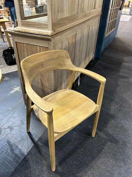 Shoreditch Dining Chair With Arms In Teak